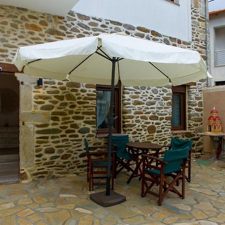 Metagkitsi To Petrino Holidays House מראה חיצוני תמונה