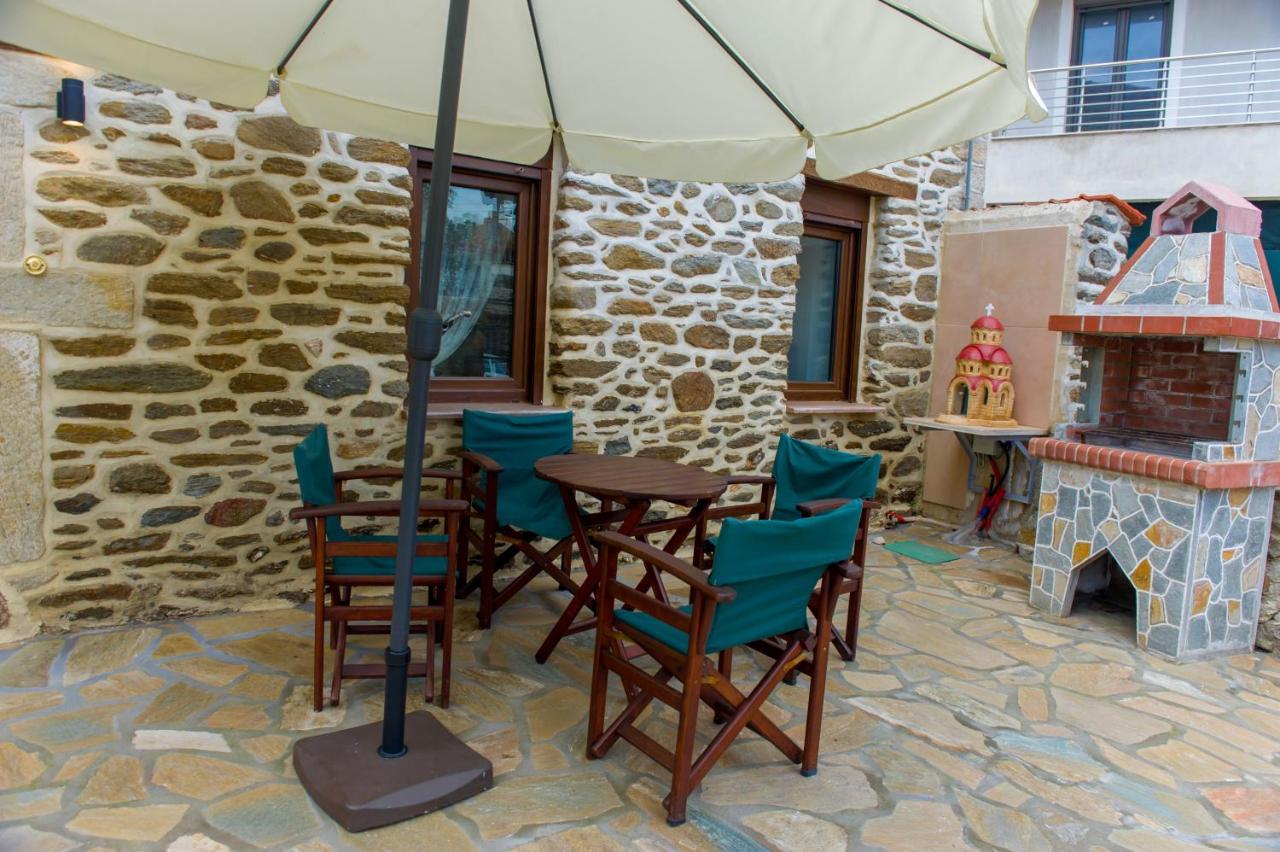 Metagkitsi To Petrino Holidays House מראה חיצוני תמונה