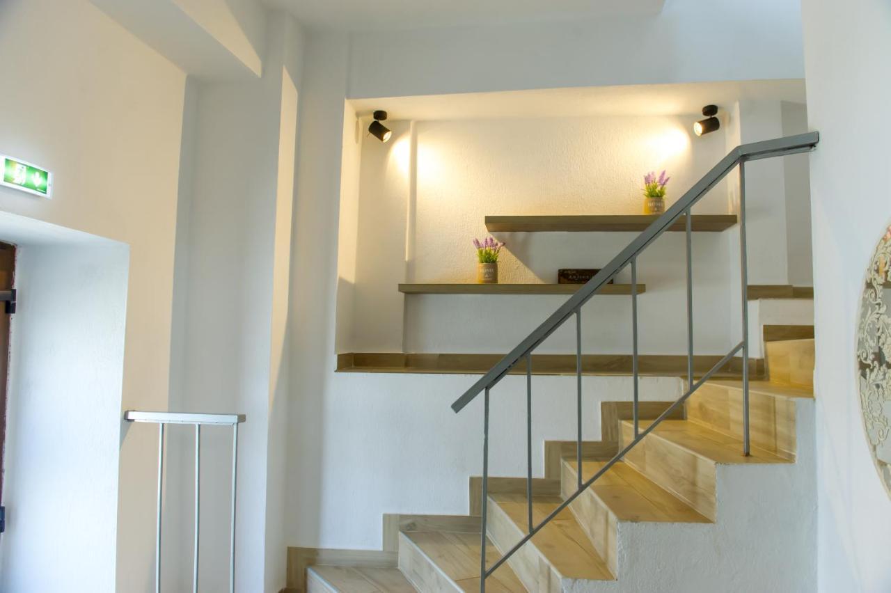 Metagkitsi To Petrino Holidays House מראה חיצוני תמונה