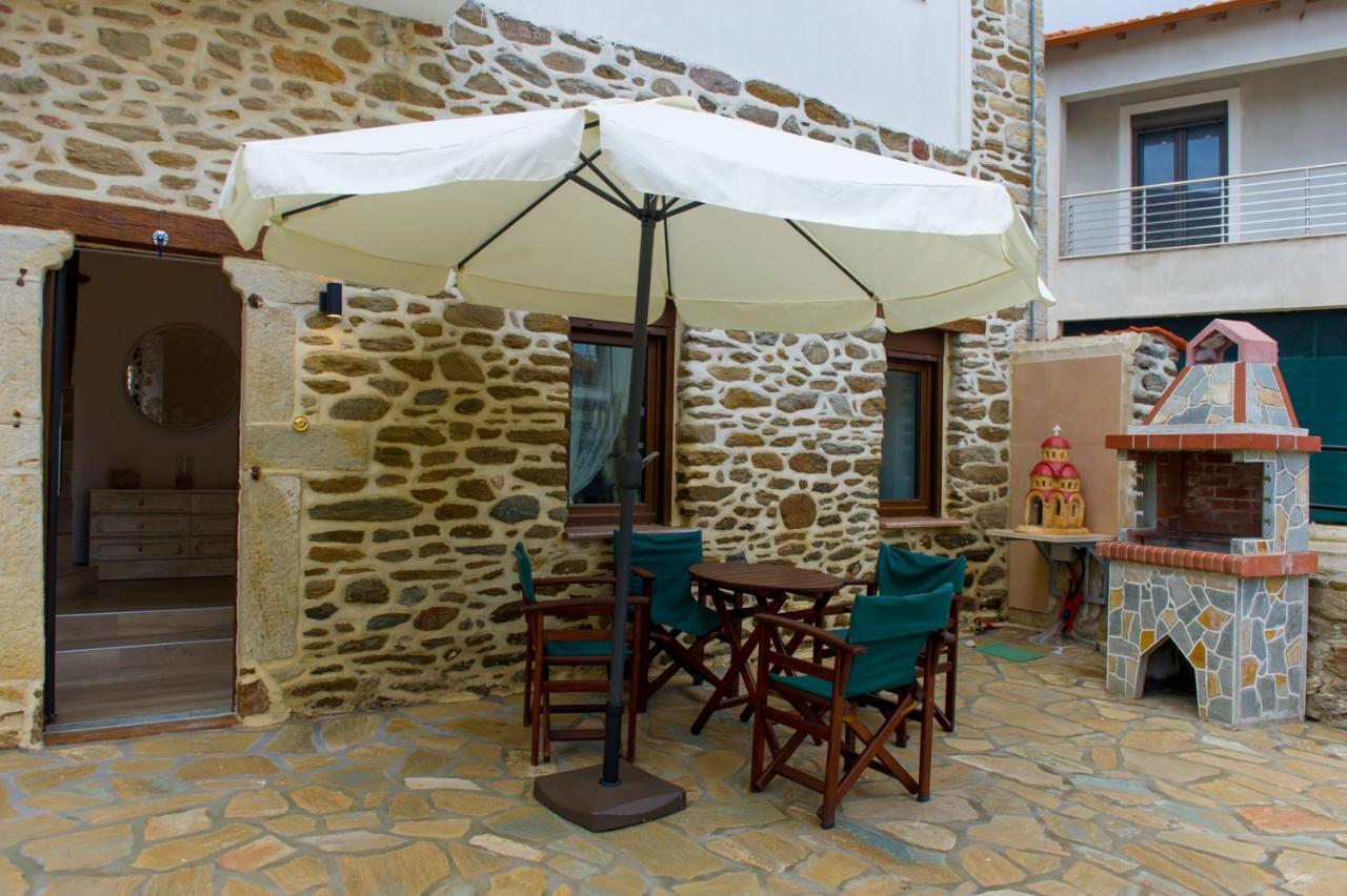 Metagkitsi To Petrino Holidays House מראה חיצוני תמונה